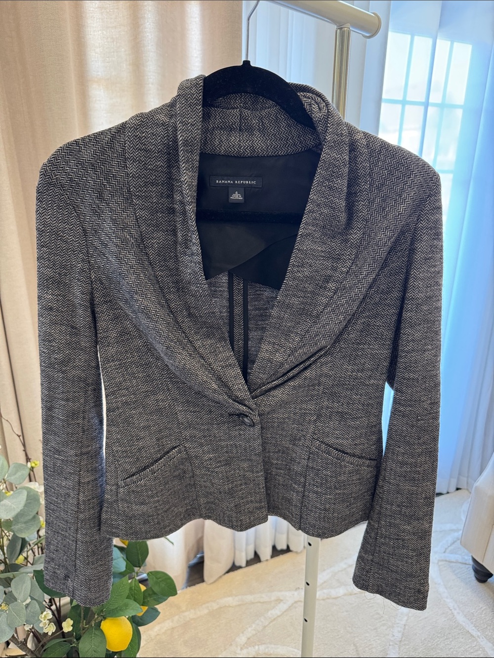 Banana Republic Gray Herringbone Shawl-Collar Blazer